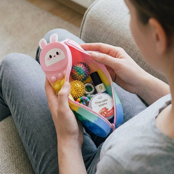 Skills Notfalltasche Pop Fidget Schlampermäppchen Hase