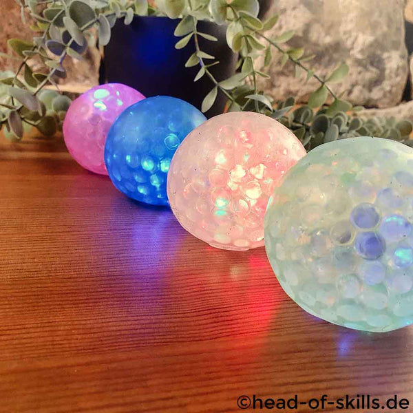 Skills zum Stressabbau | Squishy Crystal Ball mit Licht